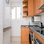 Relax In A Chic In Sants Apartmán