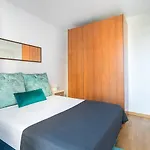 Relax In A Chic In Sants Apartmán