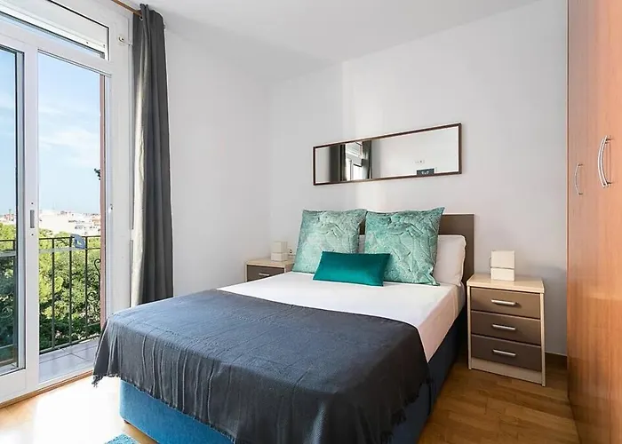 Relax In A Chic In Sants Βαρκελώνη